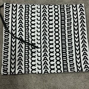 Marc Jacobs dust bag